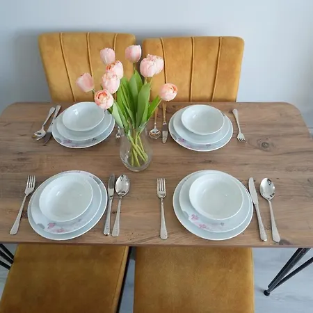 1min To Tram Stop With Elevator, Modern,spacious Apartment Istanbul