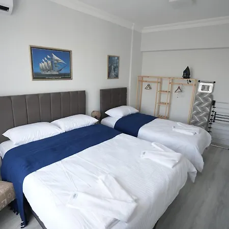 Apartment 1min To Tram Stop With Elevator, Modern,spacious Istanbul