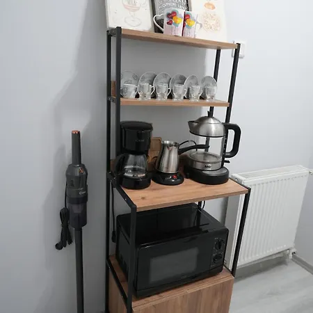 1min To Tram Stop With Elevator, Modern,spacious Apartment *