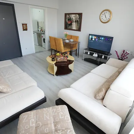 1min To Tram Stop With Elevator, Modern,spacious Daire